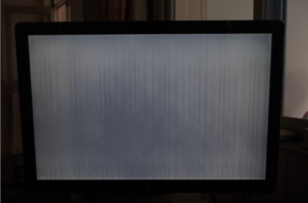 液晶電視玻璃為什么會短路
