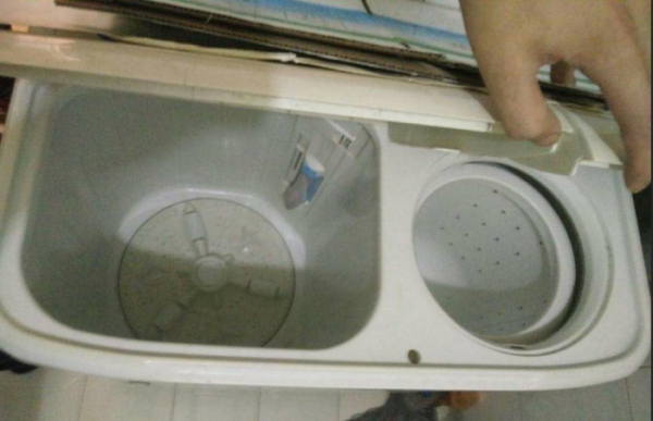 滾筒洗衣機的常見故障維修