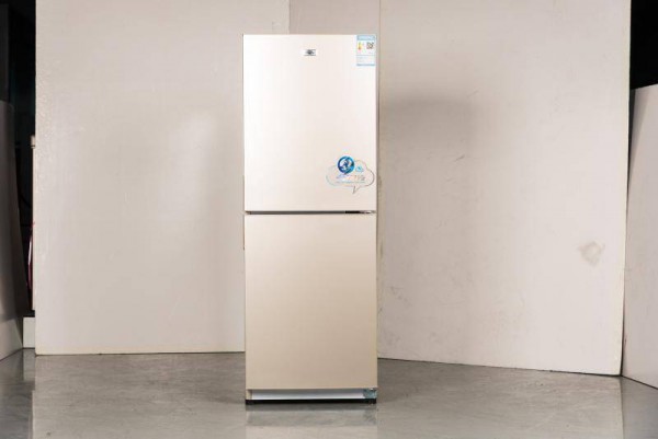 電冰箱通電后無反應是怎么回事？