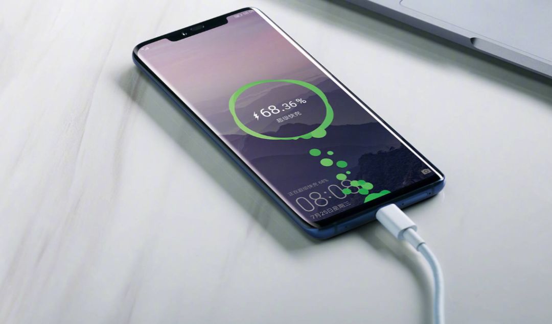玩機技巧：充電時先插手機還是先插電源？