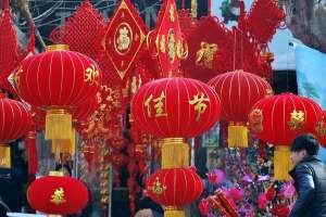 春節期間手機磕破導致無法使用，應該怎么辦？
