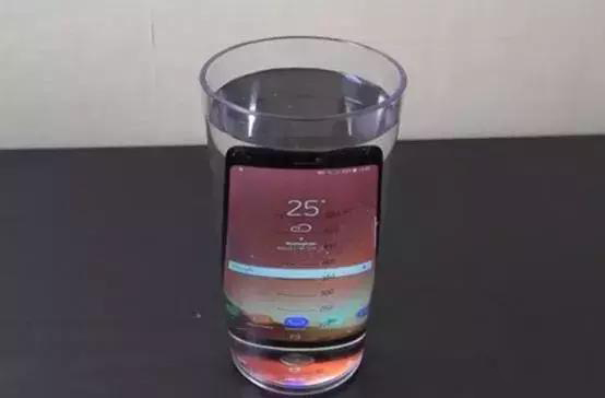 手機進水怎么辦，手機防水功能