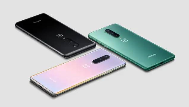 一加8系列正式發布，售價3999元起，屏幕依舊是亮點！