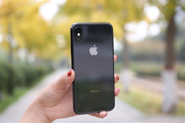 iPhone手機屏幕維修需要多少錢？